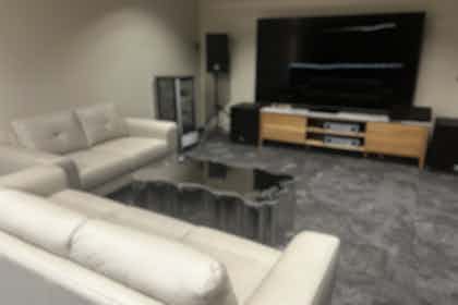 P1 Premium Lounge/Boardroom 6